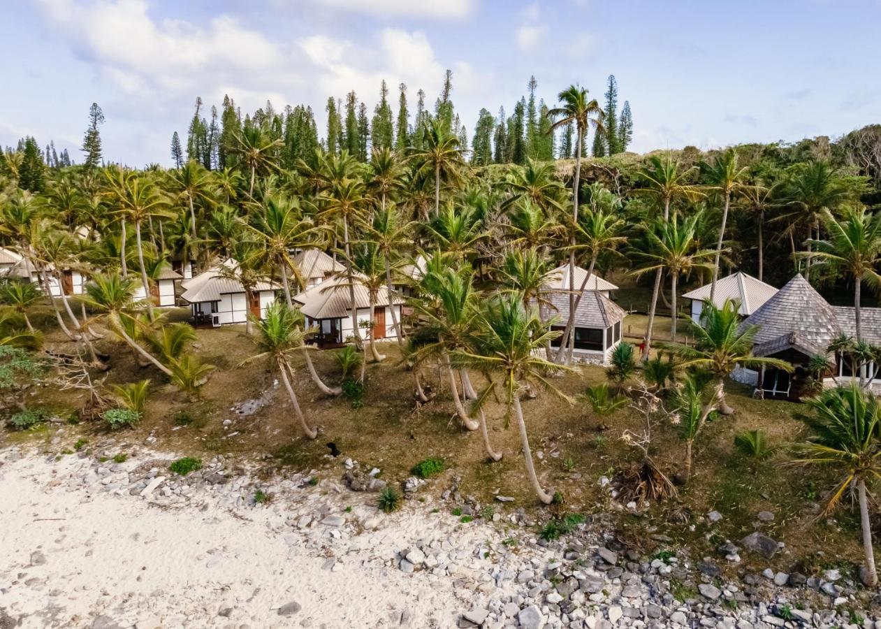 Hotel Nengone Village Mare Exterior photo